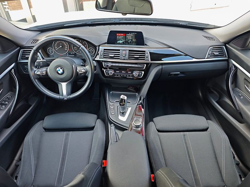 BMW Řada 3 (2018) GT 320D Xdrive Sport line ČR - fotka 7 z 43