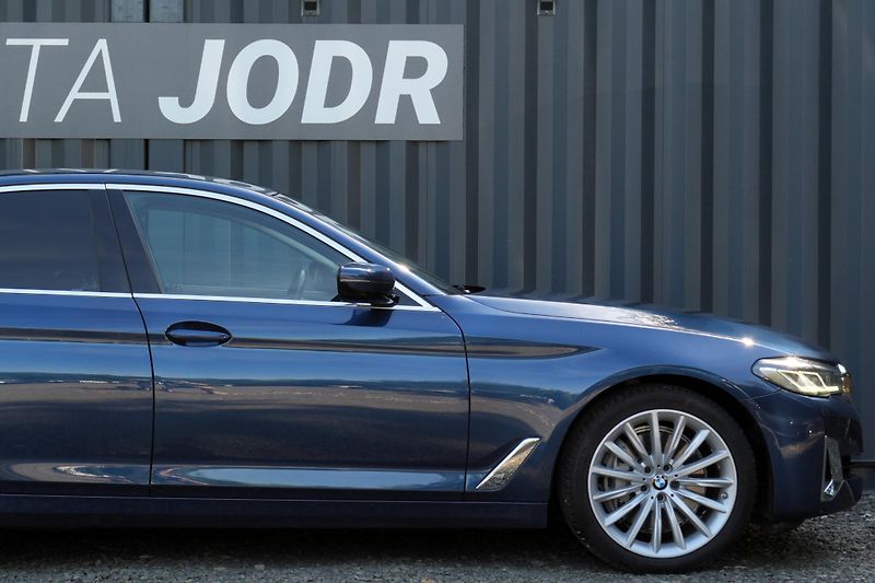 BMW Řada 5 540i xDrive, ČR, ACC, Harman - fotka 10 z 40