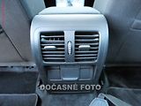Volkswagen Passat (2014) 2.0 TDi, Navi, xenon - náhled 22