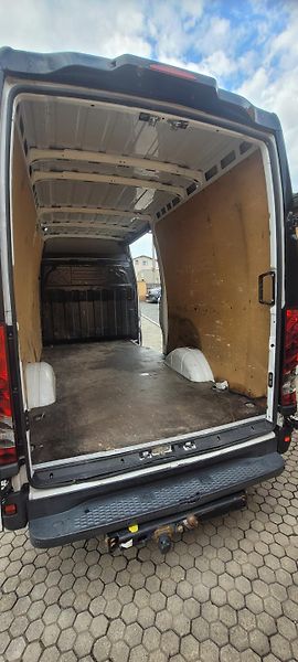 Iveco Daily (2019) 2,3TDi 100kW Diesel Automatik  - fotka 26 z 30
