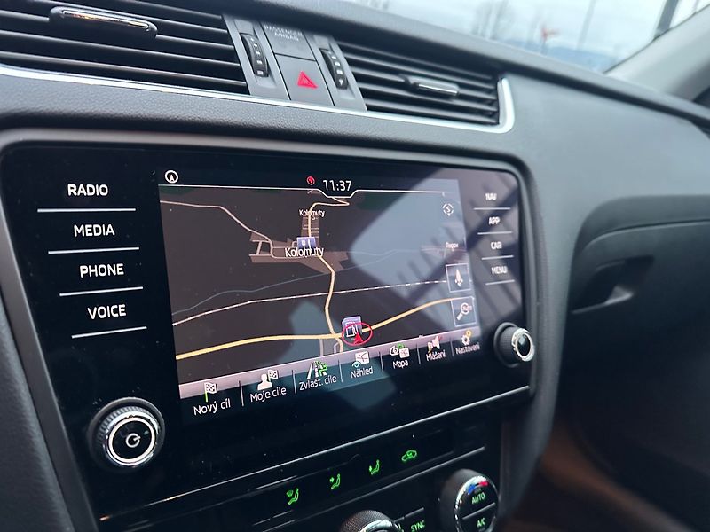 Škoda Octavia (2019) 1.5TSi DSG,  PO SERVISU - fotka 10 z 17