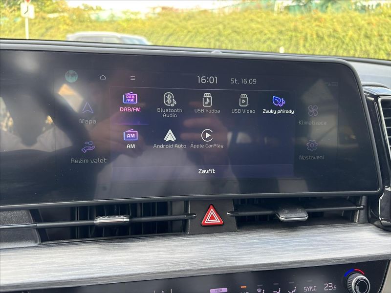Kia Sportage 1,6 TGDi Exclusive ZÁRUKA NAVI - fotka 23 z 44