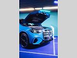 Mercedes-Benz letos odstartoval novou éru jako globální partner ženského tenisu (WTA). Své ambice v tomto sportu nyní potvrzuje i v České republice, kde v rámci ostravského turnaje představuje dvě klíčové novinky: novou generaci modelů GLB a GLC.