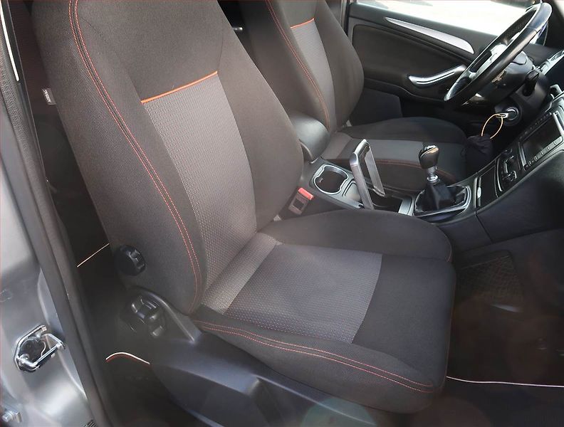 Ford S-MAX (2014) 2.0 TDCi, Tempomat - fotka 9 z 20