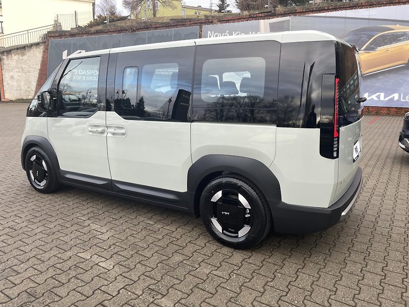 Kia PV5 (2026) 5P 4x2 PLUS 89 KW + 51,5 KWH - fotka 5 z 31