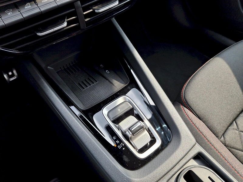 Škoda Octavia (2025) RS DSG 2,0TSi 195kW - fotka 32 z 35