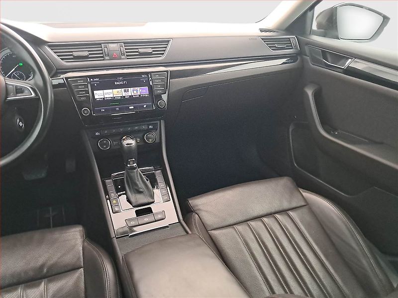 Škoda Superb (2016) 2.0 TDI, 4X4, Automat - fotka 7 z 18
