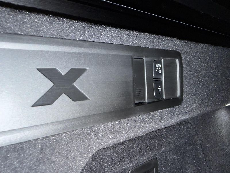BMW X5 xDrive40d M-PRO Individ. Gar.+ - fotka 42 z 50