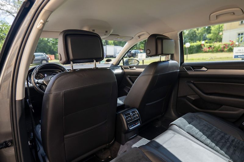 Volkswagen Passat - fotka 14 z 35