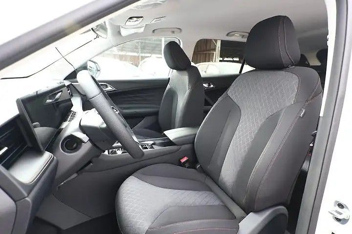 MG HS (2026) Emotion - fotka 9 z 11