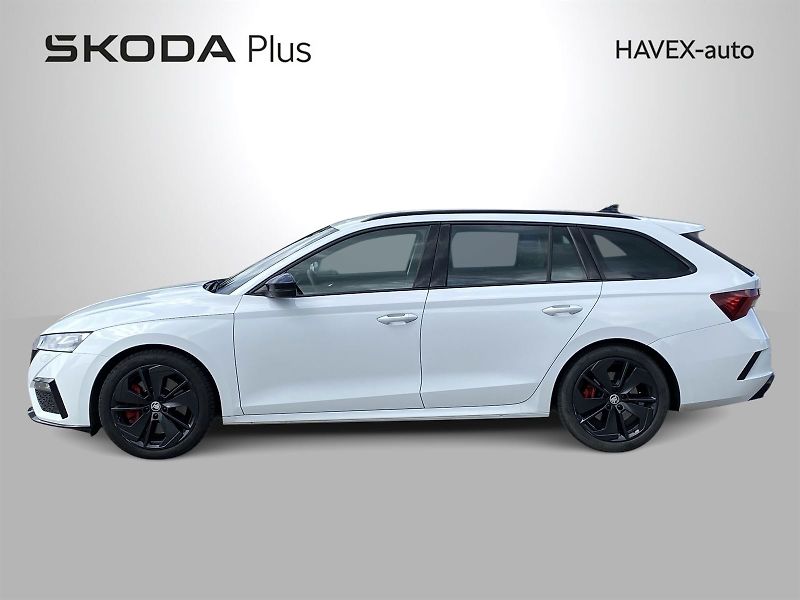 Škoda Octavia (2023) Combi 2.0 TSI RS - fotka 3 z 38