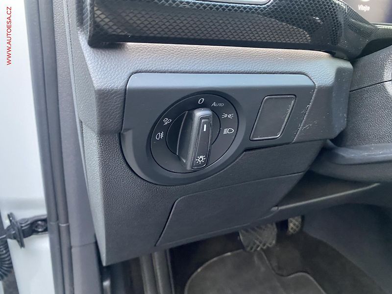 Volkswagen T-Cross (2024) 1.0 TSi, 1.maj,ČR, Style, DSG - fotka 15 z 18
