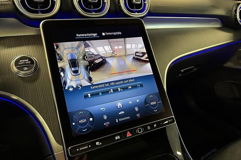 Mercedes-Benz CLE 300 4M AMG Pano Burm 360 DIGI - fotka 15 z 21