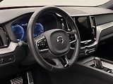 Volvo XC60 B5 AWD R-DESIGN AUT CZ - náhled 19