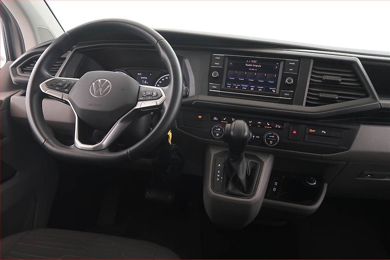 Volkswagen Caravelle (2024) Comfortline 2.0 TDI, ČR, 1Maj - fotka 7 z 19