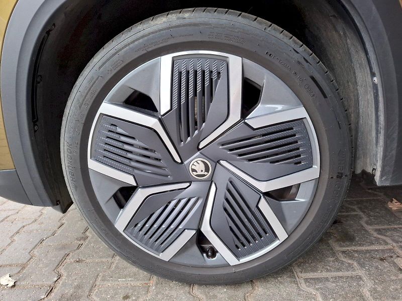 Škoda Kodiaq (2024) EXCLUSIVE SELECTION 4X4 TD 142 - fotka 10 z 31