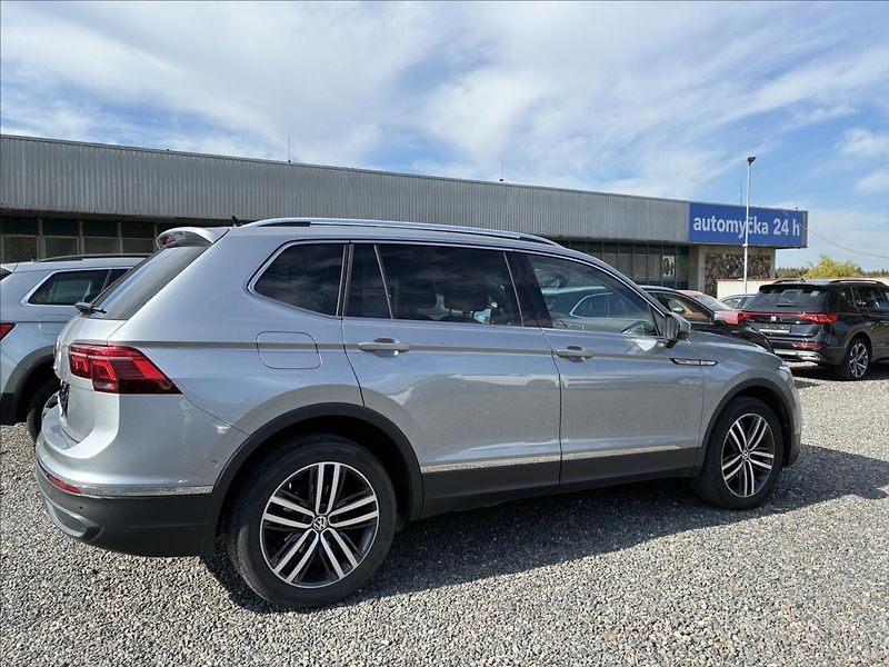 Volkswagen Tiguan Allspace 2,0 TDI IQ LIGHT TAŽNÉ KAMERA - fotka 8 z 28