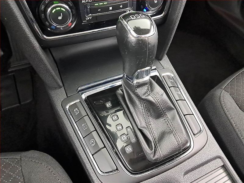 Škoda Superb (2013) Ambition 2.0 TDI, Automat - fotka 13 z 20