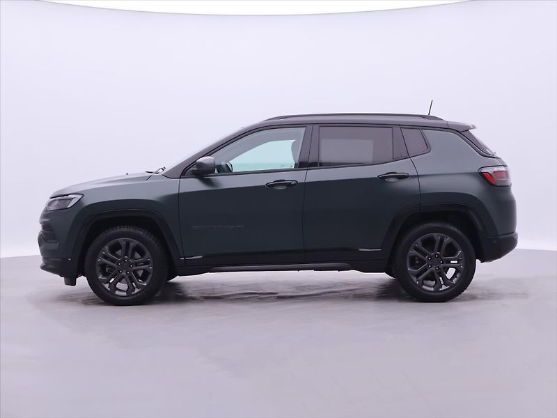 Jeep Compass 1,3 GSE 110kW 80th Anniversary - fotka 4 z 35