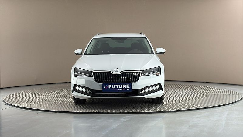 Škoda Superb 2.0 TDI DSG Style Combi - fotka 3 z 28