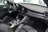 Alfa Romeo Giulia 2.0T 16V 206kW VELOCE AT8 Q4 - náhled 15