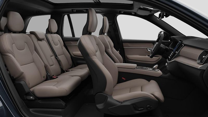 Volvo XC90 (2026) T8 AWD RECHARGE DARK PLUS 7m - fotka 4 z 11