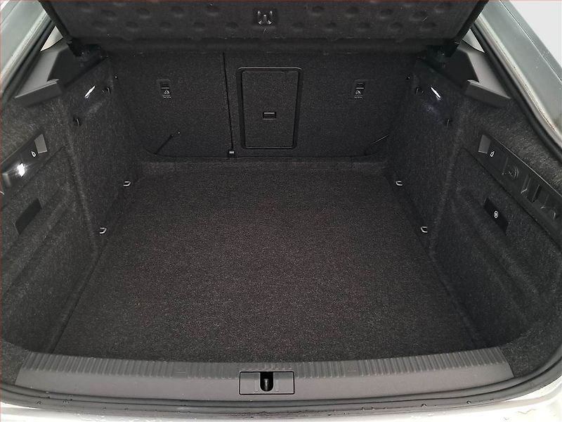 Škoda Superb (2019) 2.0 TDI, Automat, Serv.kniha - fotka 14 z 21