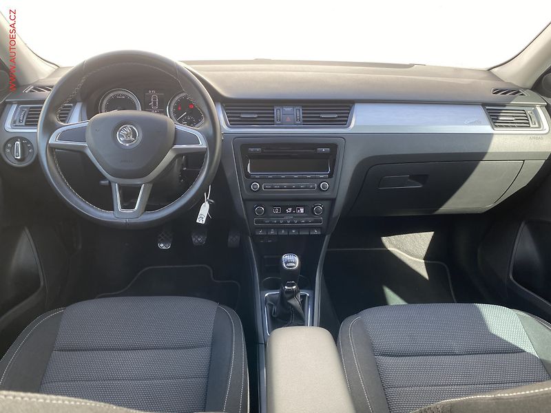 Škoda Rapid (2015) 1.2 TSi, Edition, +kola - fotka 8 z 17