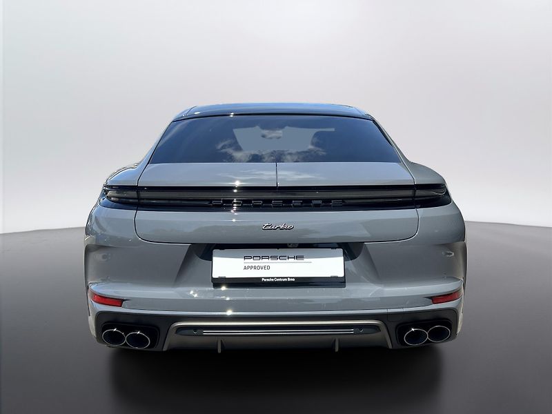 Porsche Panamera (2025) Turbo E-Hybrid - fotka 4 z 30