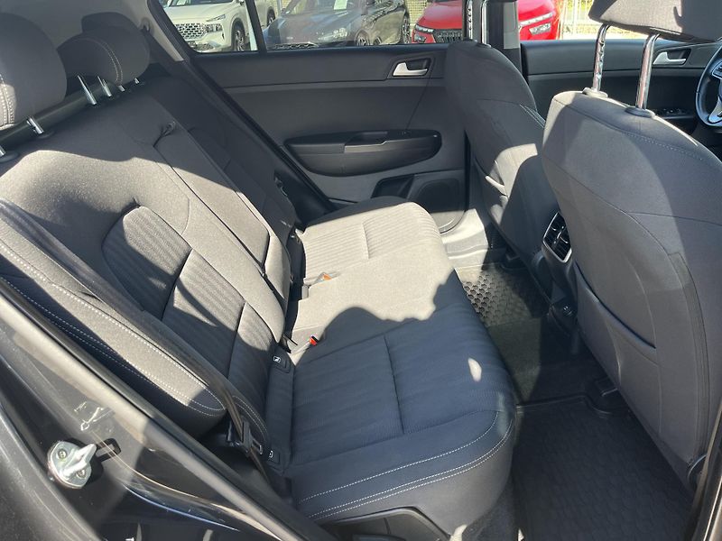 Kia Sportage (2018) 1.6GDi 97kw Tažné  - fotka 15 z 19