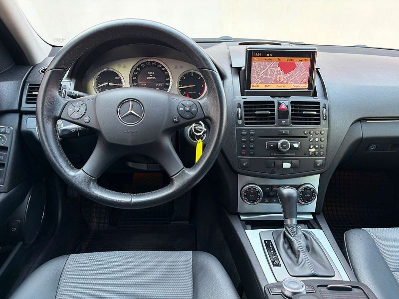 Mercedes-Benz Třídy C 220 CDi Aut. Elegance, ČR, Com - fotka 14 z 22