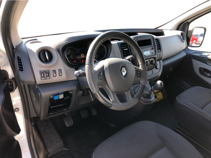 Renault Trafic 1,6 dCi 8 míst - fotka 5 z 28