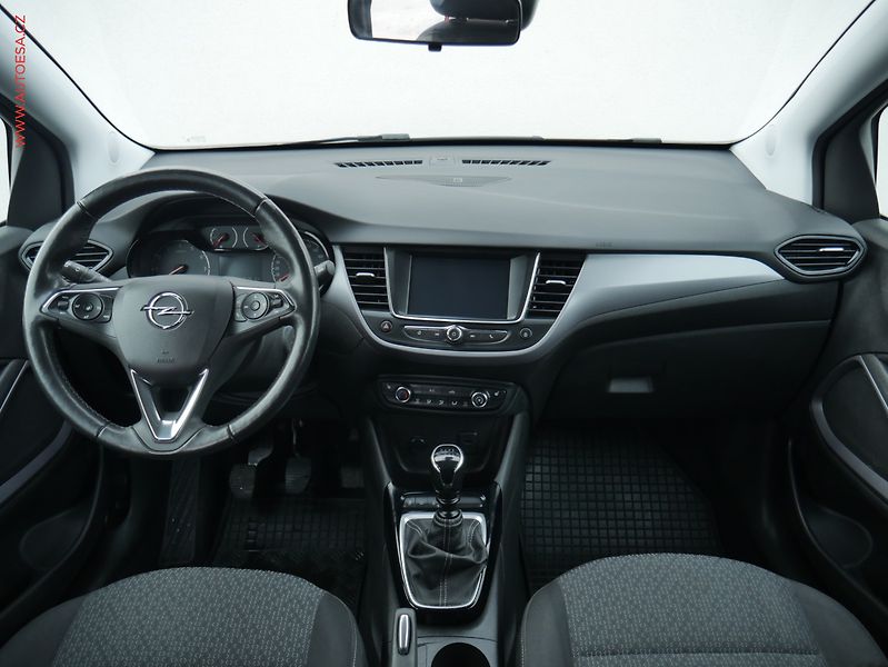 Opel Crossland (2023) 1.2 PT, 1.maj,ČR, LED - fotka 8 z 20