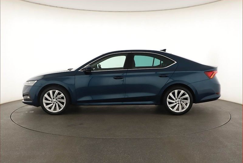 Škoda Octavia (2023) Style 1.5 TSI - fotka 3 z 20