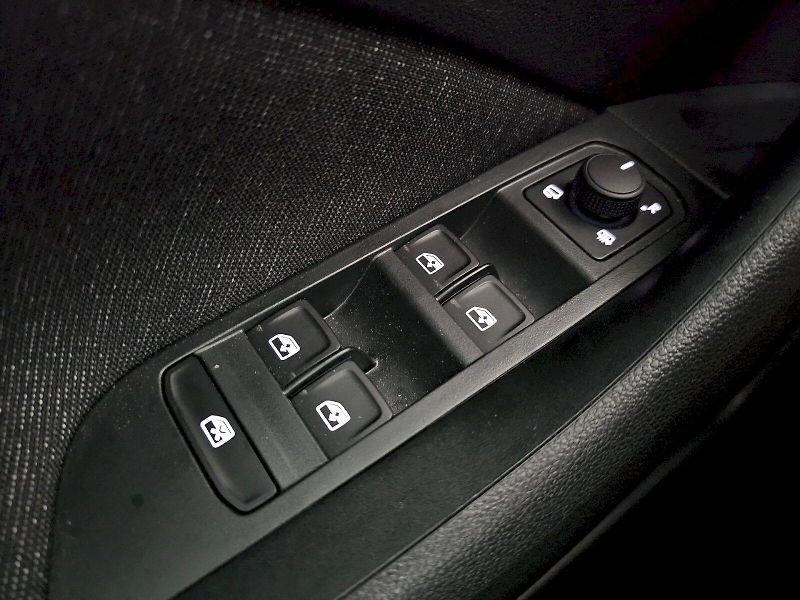 Škoda Kamiq (2025) 1.5TSi 110kW DSG TOP SELECTION - fotka 21 z 29
