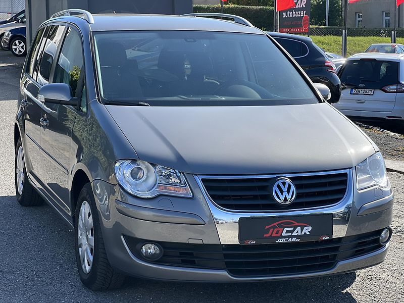 Volkswagen Touran United 1.4TSi 103kw TEMPOMAT - fotka 3 z 40