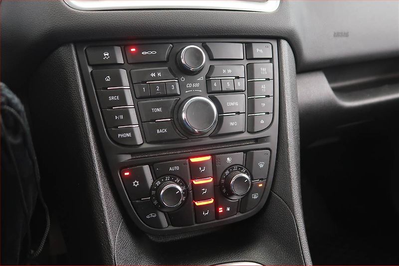 Opel Meriva (2015) 1.6 CDTI, ČR,1.maj, Serv.kniha - fotka 12 z 17