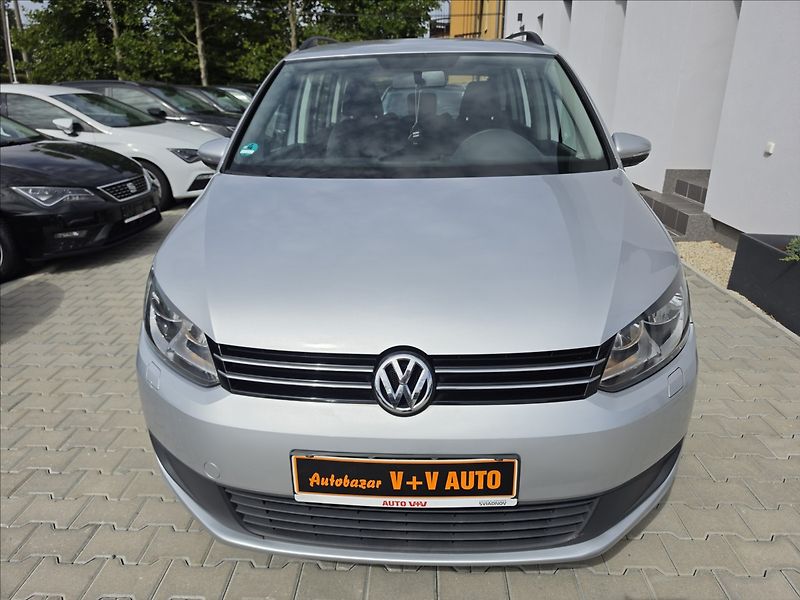 Volkswagen Touran 1,2 TSi 77KW Trend 7 MÍST ALU - fotka 2 z 41