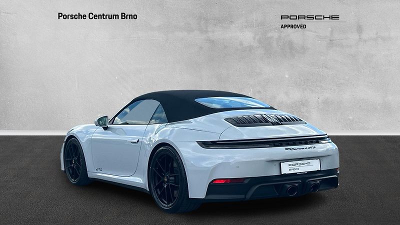 Porsche 911 (2026) Carrera 4 GTS Cabriolet - fotka 3 z 30