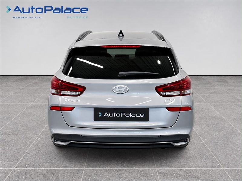Hyundai i30 (2025) 1,5 STYLE- NOVÝ VŮZ - fotka 5 z 16