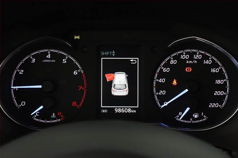 Toyota Yaris (2017) 1.5 Dual VVT-i, Serv.kniha - fotka 9 z 13
