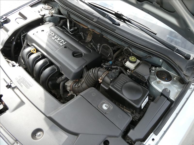 Toyota Avensis 1,8 16V 95kW závěs,digi.klima - fotka 32 z 32