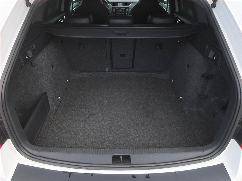Škoda Octavia (2014) RS 2.0 TDI, Automat, Kůže - fotka 14 z 16