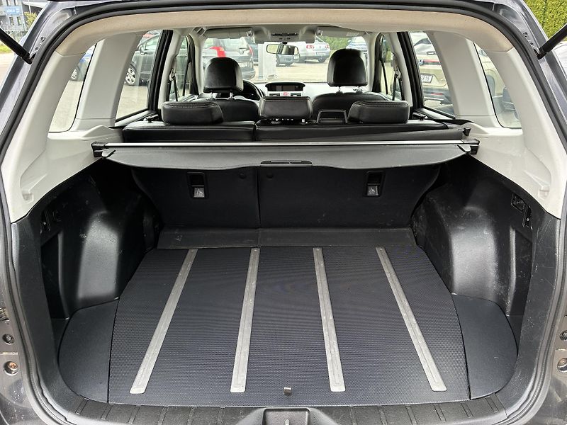 Subaru Forester (2019) 2,0i CVT Comfort * ZÁRUKA * - fotka 14 z 17