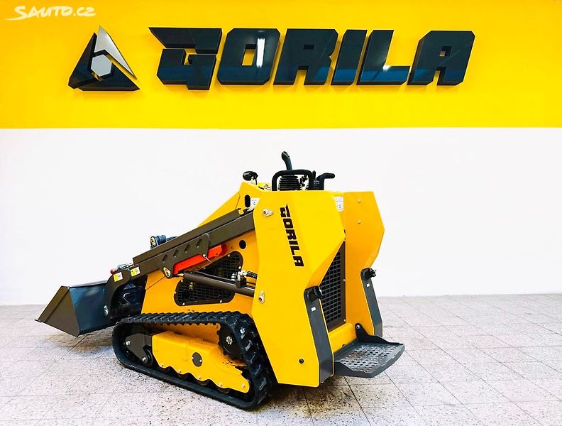 Gorila (2026) Mininakladač GH680X - fotka 10 z 12
