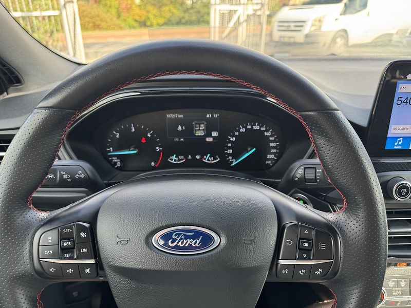 Ford Focus (2018) 2.0TDCi 110KW 1.Majitel ST  - fotka 21 z 27