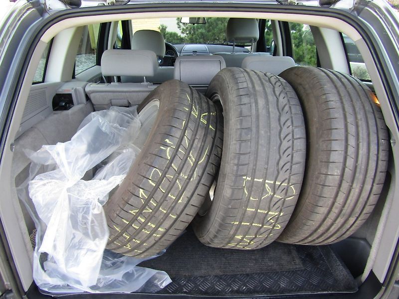 BMW X3 (2006) 2.0d 110kW 4x4 - fotka 23 z 41