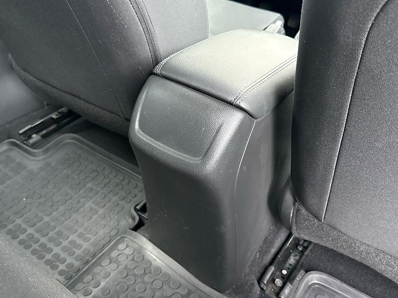 Hyundai i30 Family Comfort - fotka 22 z 25