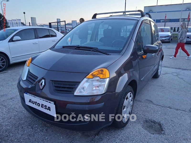 Renault Modus (2005) 1.2i, 2.maj,ČR, AC - fotka 1 z 3