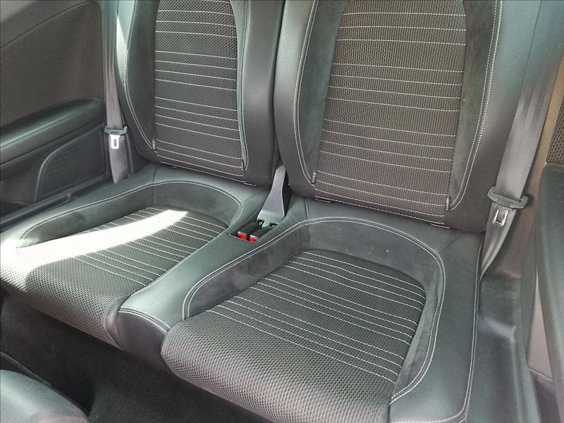 Volkswagen Scirocco 1,4 TSI aut.klima - fotka 12 z 15
